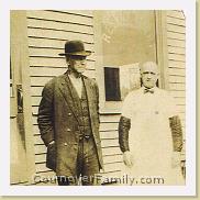 Felix_LaTond_and_Matt_Wright * 510 x 800 * (173KB)